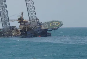 Inicia PGR investigación por muertes de empleados en plataforma petrolera