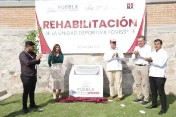 Sergio Salomón Céspedes entregó obras carreteras y educativas en Tehuitzingo, Acatlán de Osorio y Petlalcingo