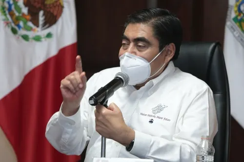 Federación y estado integrarán modelo de regreso paulatino de actividades: MBH