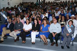 Dinorah López de Gali trabaja por el desarrollo integral de adultos mayores