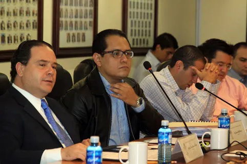 Diputados tipifican el feminicidio en Puebla
