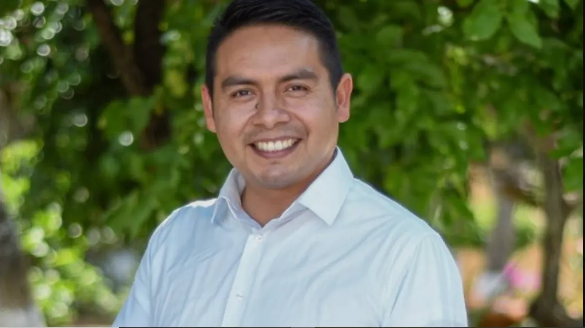 Edwin Mora Caballero
