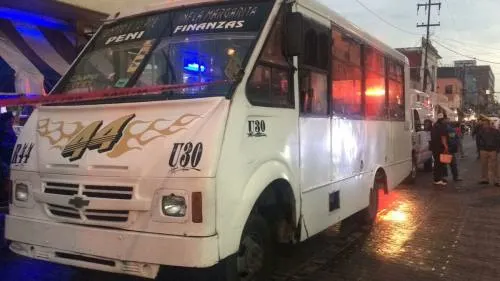 Asaltan una unidad de la ruta 44 en La Guadalupana, pasajeros sufren crisis nerviosa