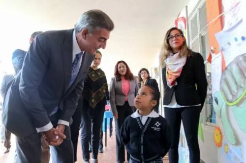 Tony Gali fortalece la promoción de valores en las escuelas