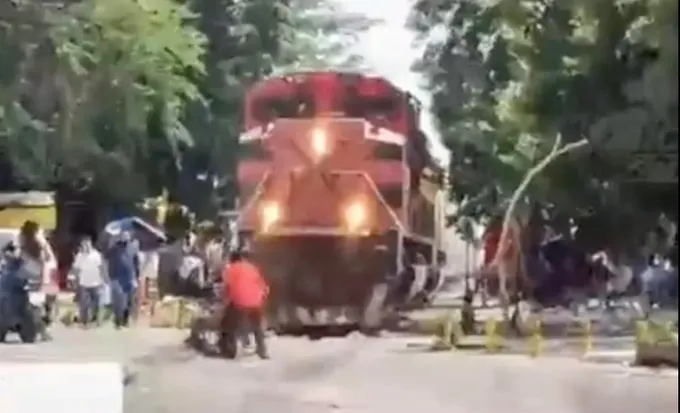 Hombre en silla de ruedas