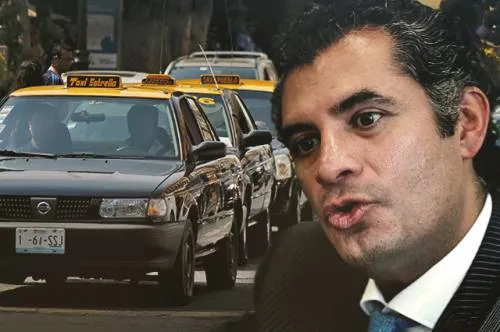 Sacó Ochoa permisos para taxis en Puebla en sexenio de RMV