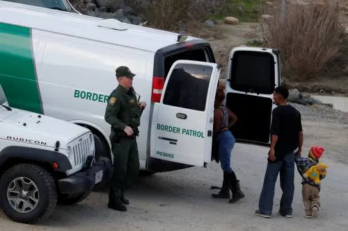 Gobierno estadunidense se deslinda de la muerte de niña migrante