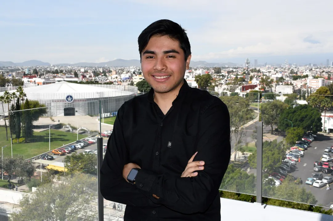 Kevin Gutiérrez Soto, alumno de Ciencias de la Electrónica BUAP