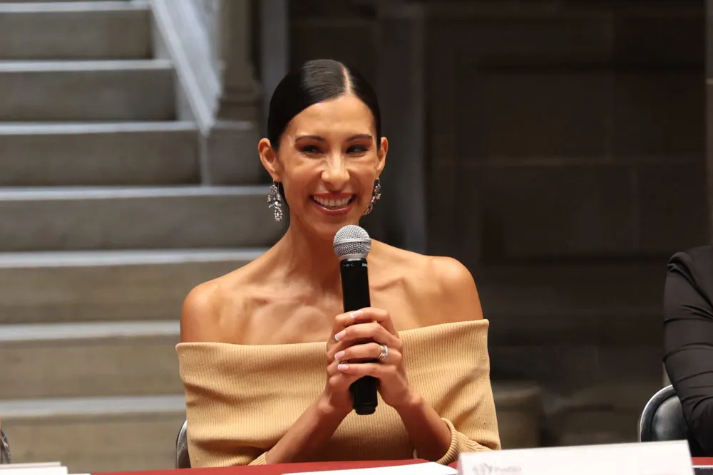 Elisa Carrillo regresa a Puebla con la Gala "Elisa y sus Amigos"