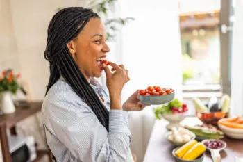 Vida plena y saludable para las mujeres es posible con nutrición integral: Ibero Puebla