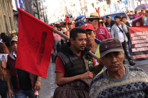 Integrantes de la 28 de Octubre piden al gobierno no retirar unidades del transporte público