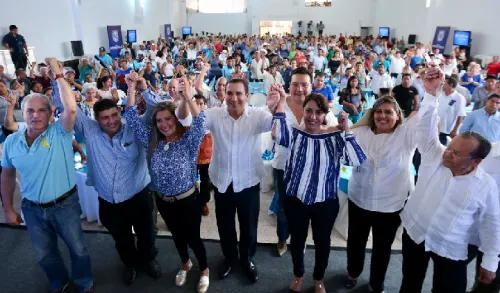 Pide Moreno Valle fortalecer a la militancia panista