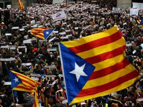 Anulan declaración de independencia de Cataluña