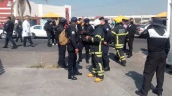 Desalojan el Hospital Gustavo Baz por amenaza de bomba en Edomex