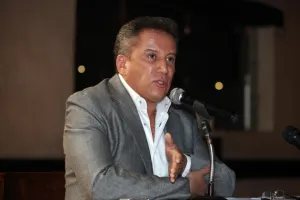 Trabajaré incansablemente para cumplirle a los poblanos: Enrique Agüera