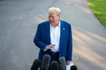 Trump presiona para lograr acuerdo de alto el fuego en Gaza