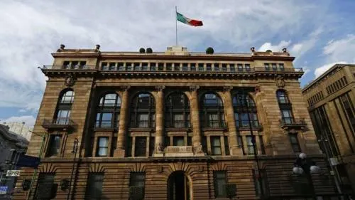 Analistas de Banxico elevan pronóstico de inflación para 2018
