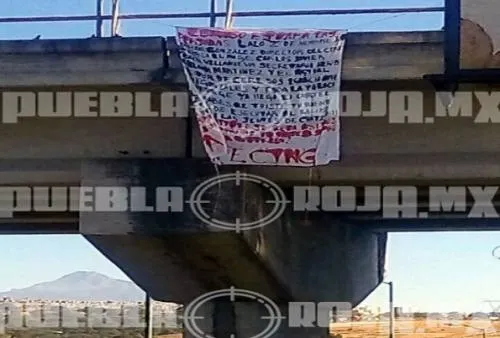 El CJNG amenaza con narcomantas a zetas y funcionarios en Puebla
