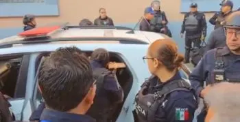 Detienen a falso policía auxiliar por extorsión a ambulantes en el Centro de Puebla; fue liberado por falta de denuncia
