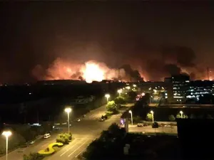 Explosiones en China matan a 13 e hieren a 400