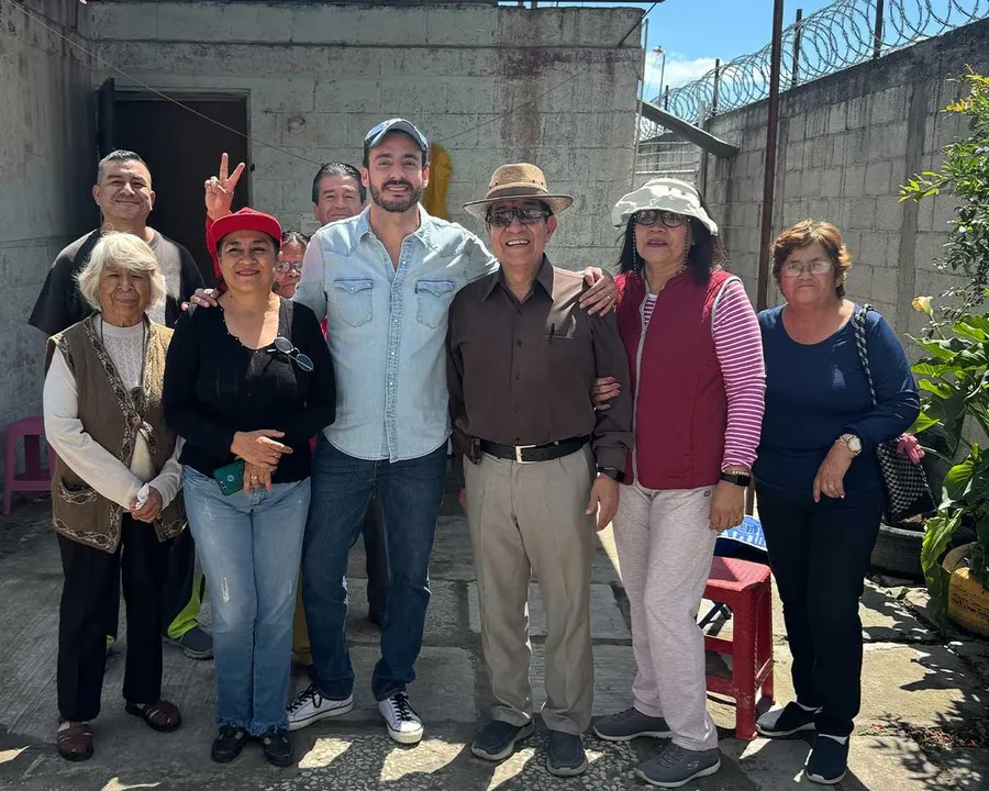 Tono Lopez Canasta Del Ahorro Agua Santa