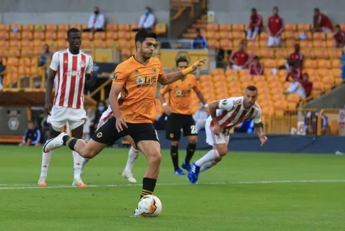 Raúl Jiménez manda a cuartos de final al Wolverhampton en Europa League