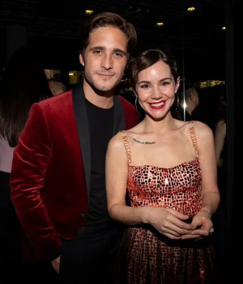 Comprometedores videos confirman romance de Diego Boneta y Camila Sodi