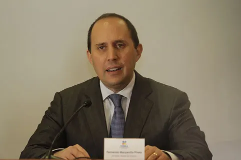 No más protección a ex gobernadores en lo oscurito: Manzanilla