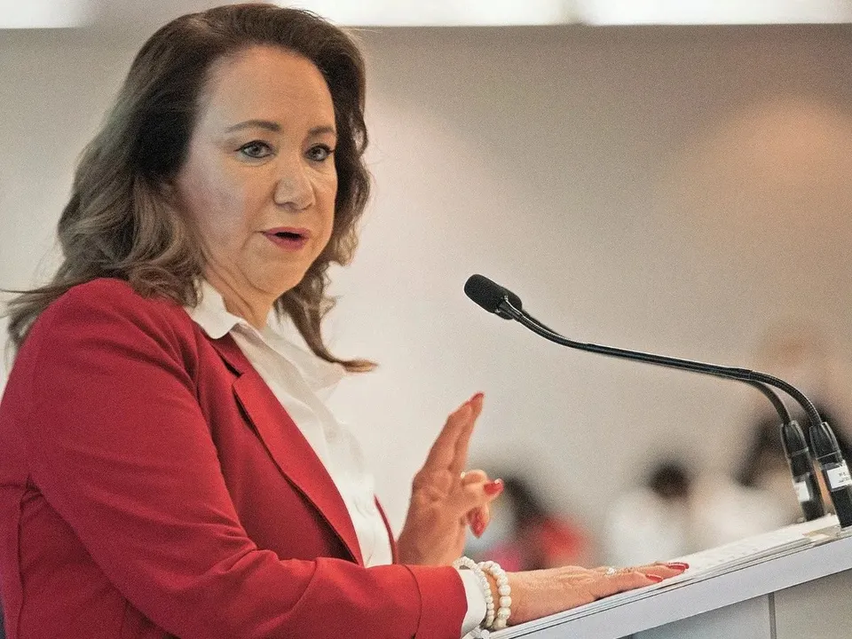 Yasmín Esquivel Mossa