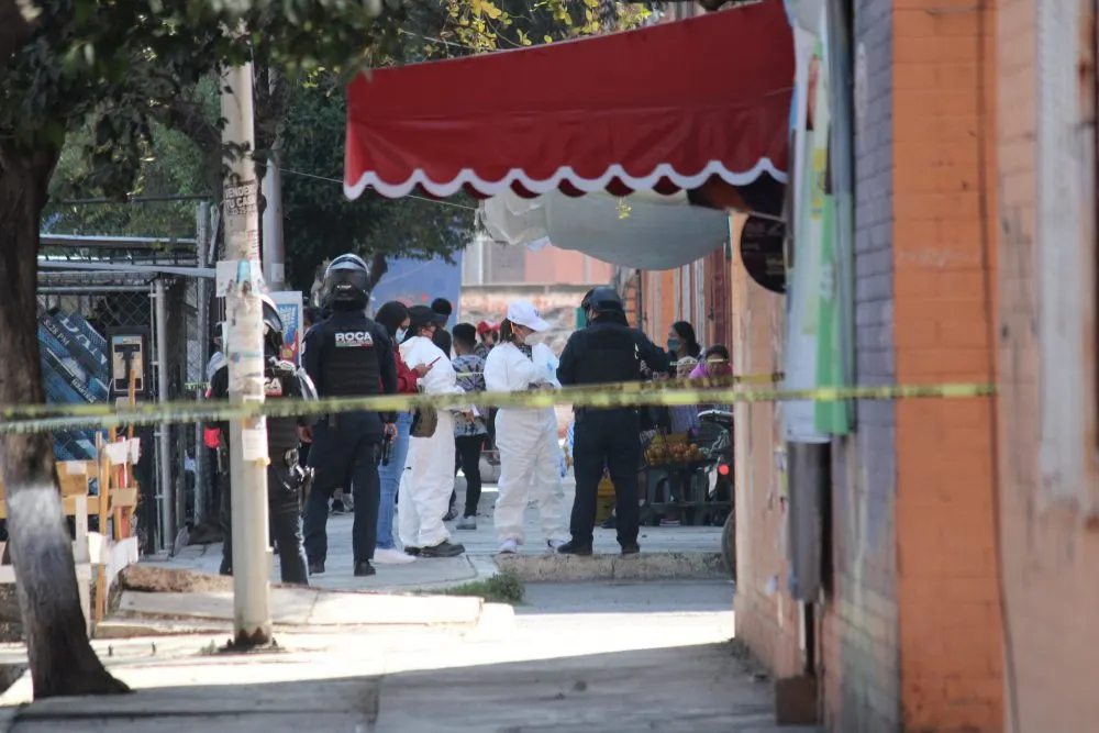 Matan a tiros a adolescente en tienda de Agua Santa
