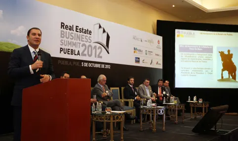 Óptimo crecimiento de Puebla en inversiones, turismo, obras y empleos: RMV