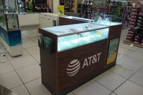Detienen a tres personas, entre ellas una trabajadora, por asalto a Coppel de Amozoc