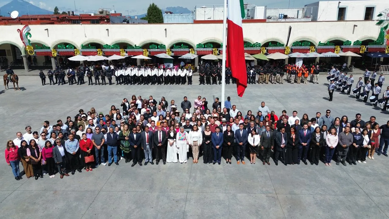 San Pedro Cholula recuerda a los Niños Héroes con ceremonia cívica