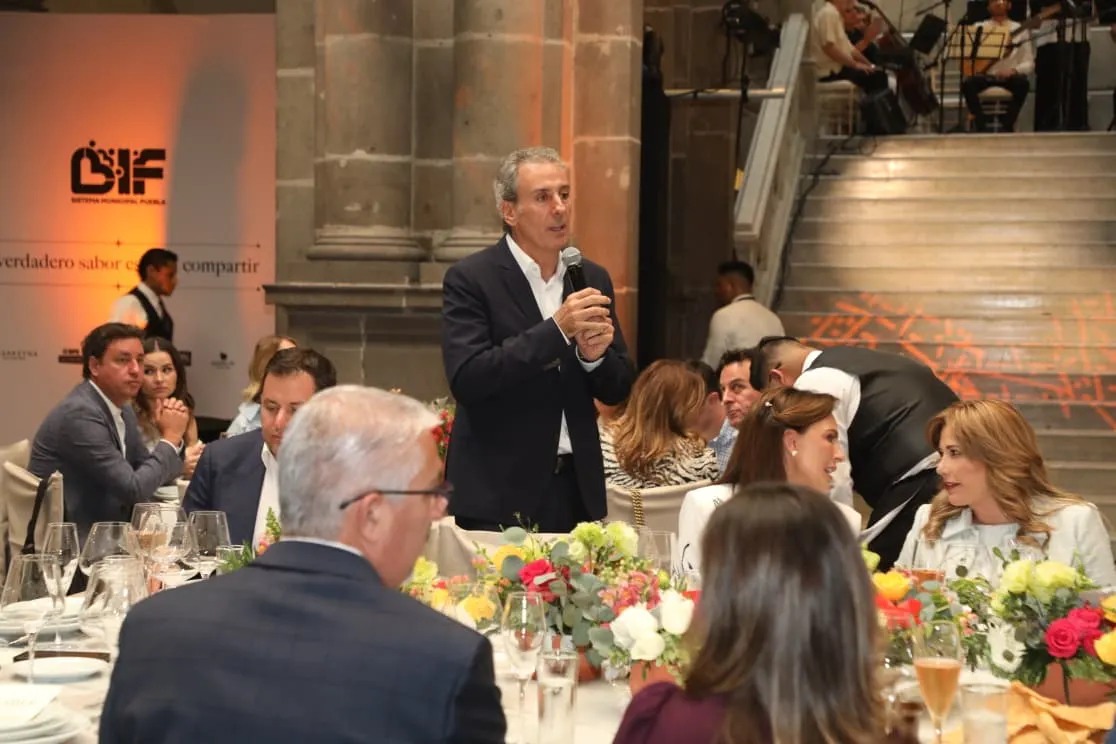 Comida con causa impulsada por el SMDIF recauda fondos para equipar escuela para niños con síndrome de Down