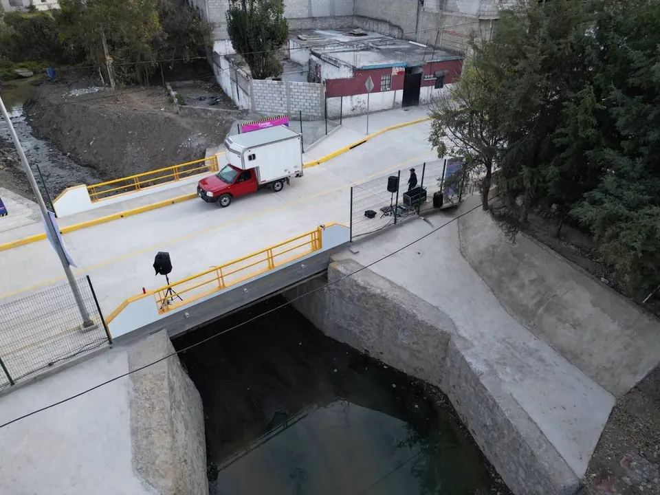 Ayuntamiento Pue Puente Vehicular San Sebastian De Aparicio