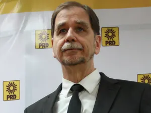 Pendiente, la salida de Agustín Basave del PRD