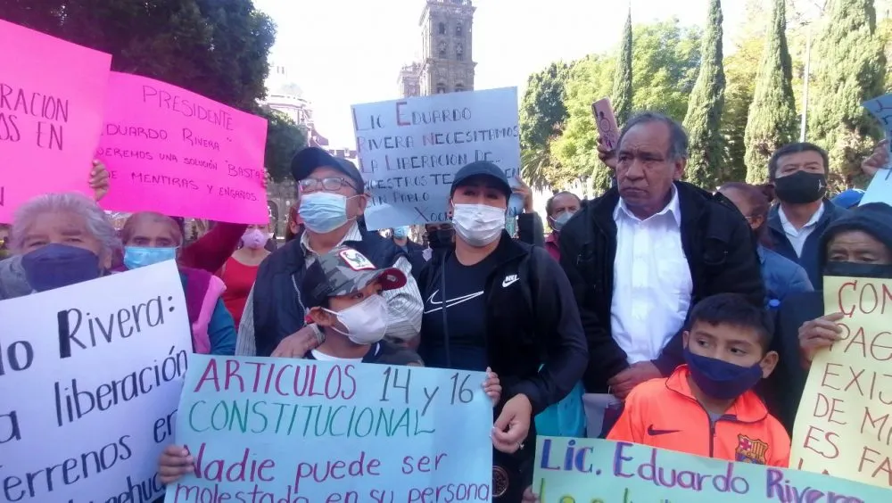 Protesta vecinos de SPX