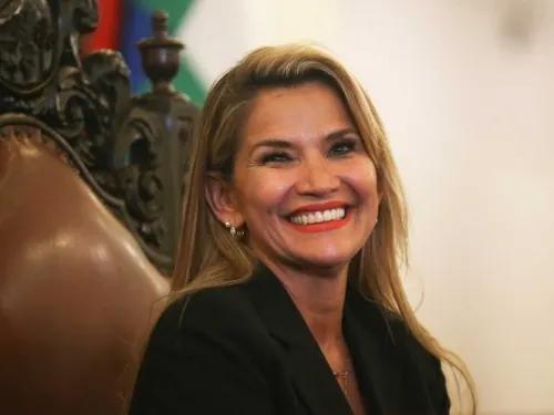 Simpatizantes de Evo dan ultimátum a presidenta Áñez