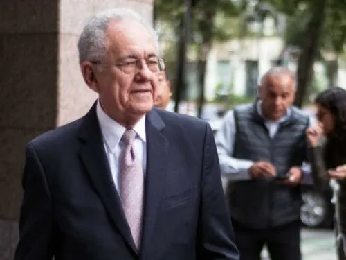 AICM debe durar 5 años más, afirma Jiménez Espriú