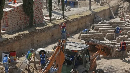 Encuentran 215 cuerpos en fosas cerca Guadalajara