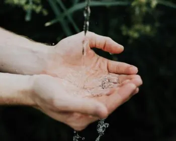 Evitar desperdicios de agua y revisar instalaciones hidráulicas si salen de vacaciones en esta Semana Santa