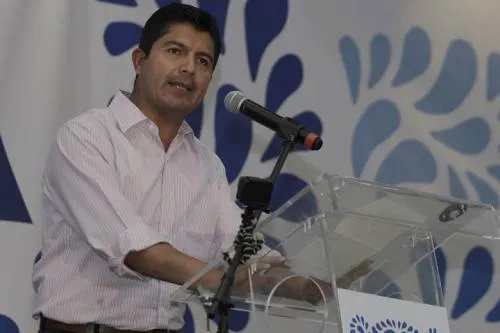 Lamenta Eduardo Rivera la salida de Margarita Zavala  del PAN