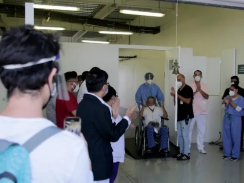 IMSS da de alta a 18 pacientes covid-19 en el Autódromo