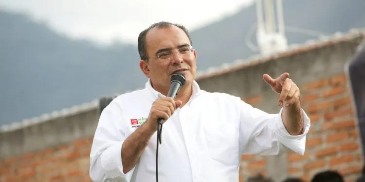 Pepe Márquez superar el fuego amigo