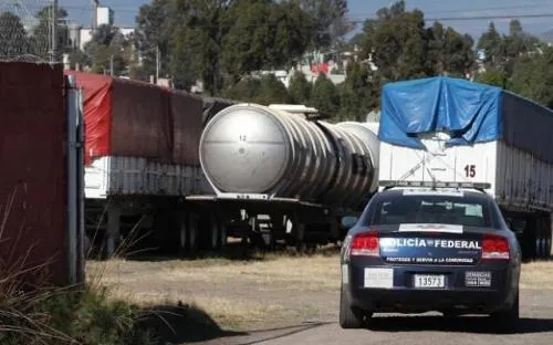 Recupera PF  6 camiones robados en carreteras de Puebla  con mercancía valuada en 7 mdp