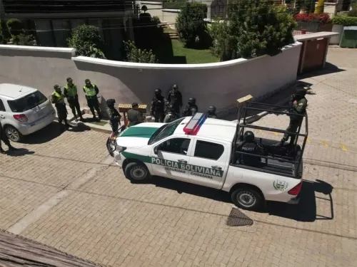 SRE denuncia hostigamiento en embajada de México en Bolivia