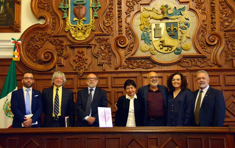 buap-libro-retos-de-una-nueva-agenda-universitaria