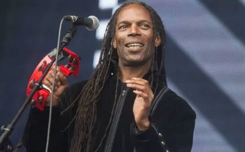 Muere Ranking Roger, vocalista de la banda The Beat