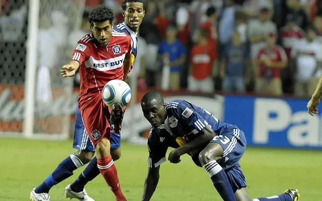 Confirman a Nery Castillo como refuerzo del Pachuca
