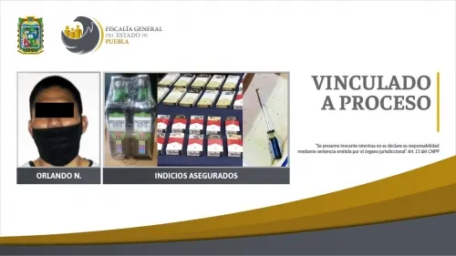 Vinculados a proceso tras asaltar comercios en la capital poblana